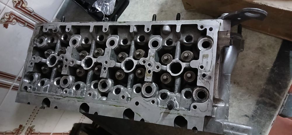 Culassa do motor Original Skoda Octavia Break 1.6