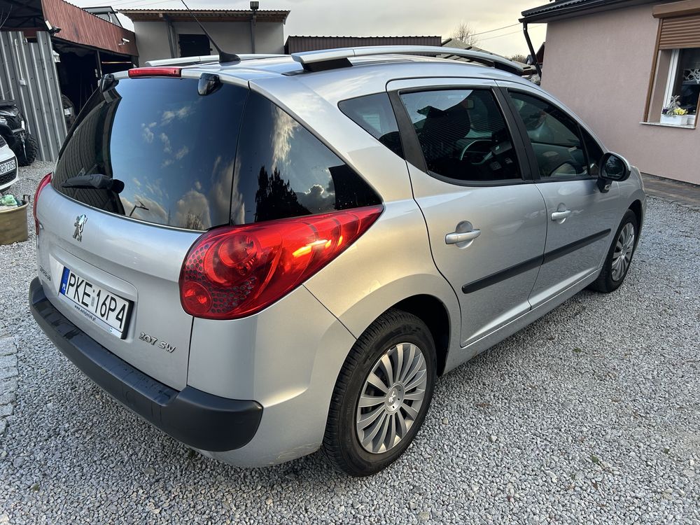 Peugeot 207 SW 2009r. 1.4bp, klima, panorama
