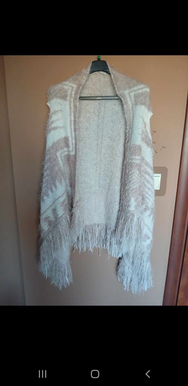 Urocza włochaty narzutka, ponczo, peleryna rozmiar 46/48/50  5XL