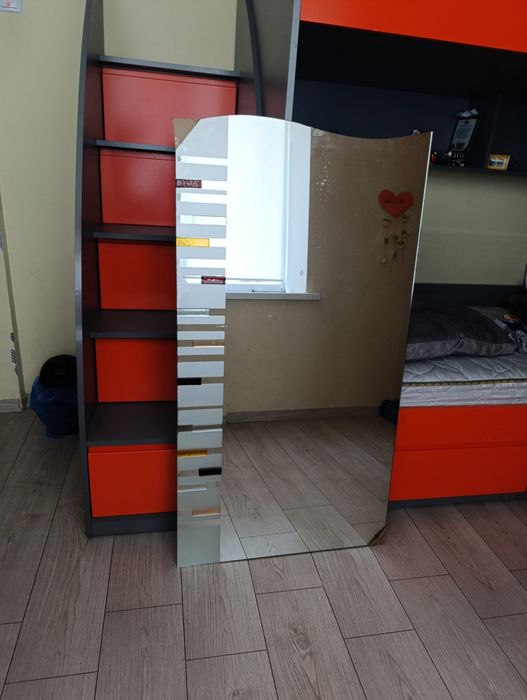 Дзеркало з мозаїкою