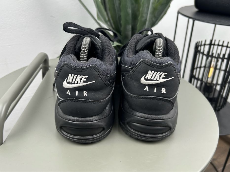 Оригінал! Кросівки Nike Air Max Command 41 розмір М05955