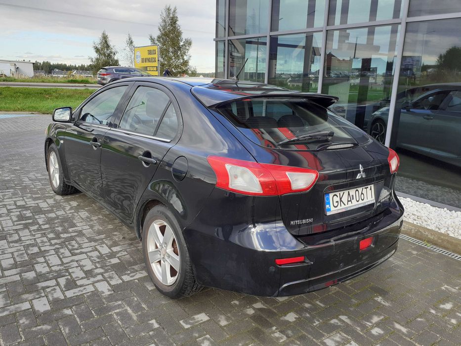 Mitsubishi Lancer 2009r. 1,8 Benzynz 5000zł do negocjacji.