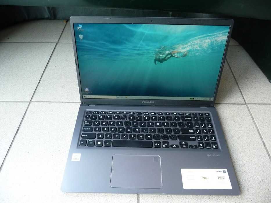 Asus A515J / Core i3- 8GB Ram