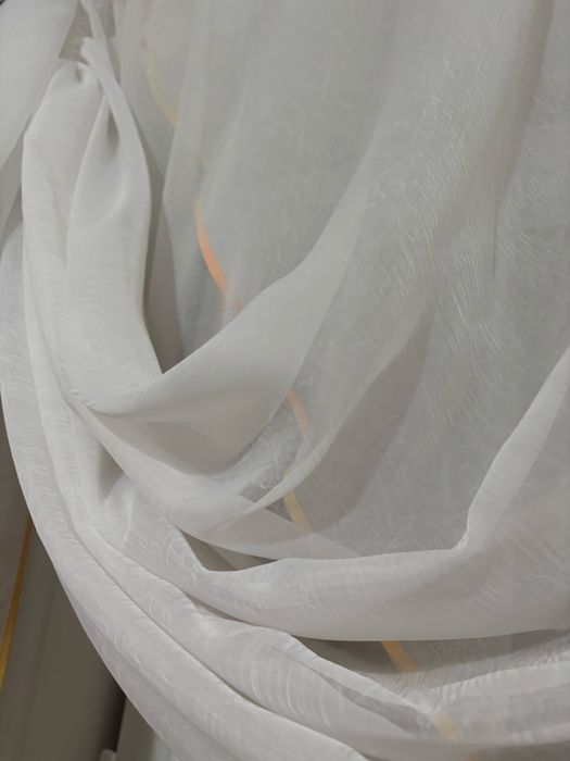 Biała firanka szyta na zamówienie