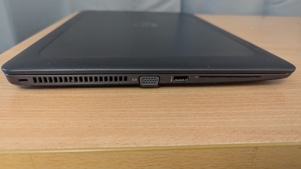 HP ZBook 15u G3 i5