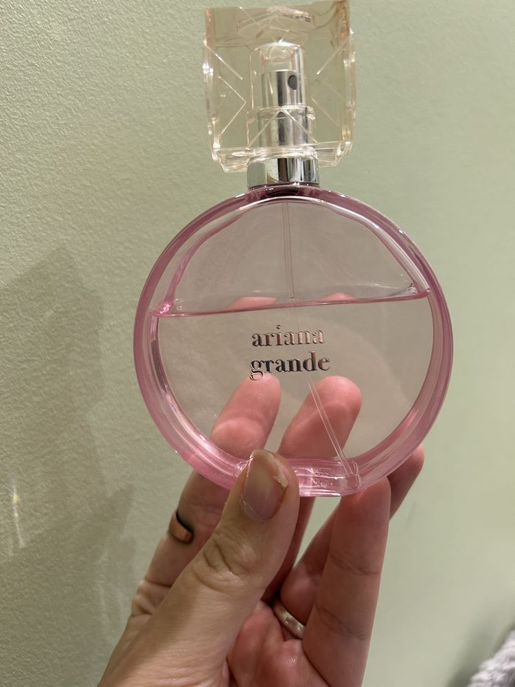 Perfumy Ariana Grande Thank you next