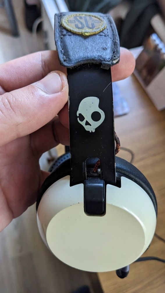 Навушники Skullcandy Grind Black/Cream (S5GRHT-471)