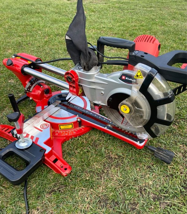 Пила торцювальна Einhell TC-SM 2131/2 Dual з протяжкою