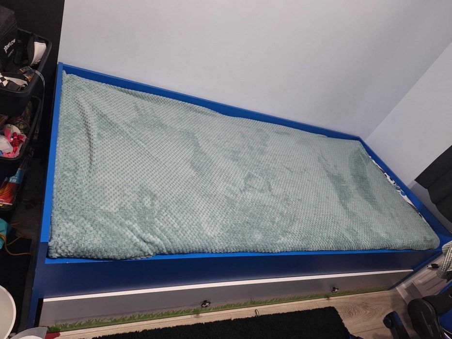 Meble do pokoju chłopca - piłka