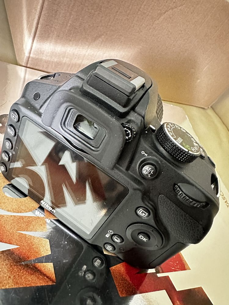 Nikon d3200 igla 1307 zdjec ,po czyszczeniu matrycy gwarancja