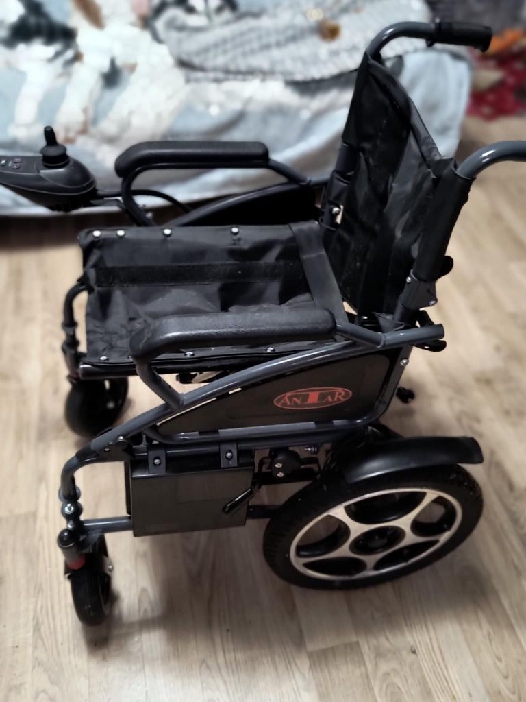 Wózek inwalidzki elektryczny Antar AT52320 y Antar