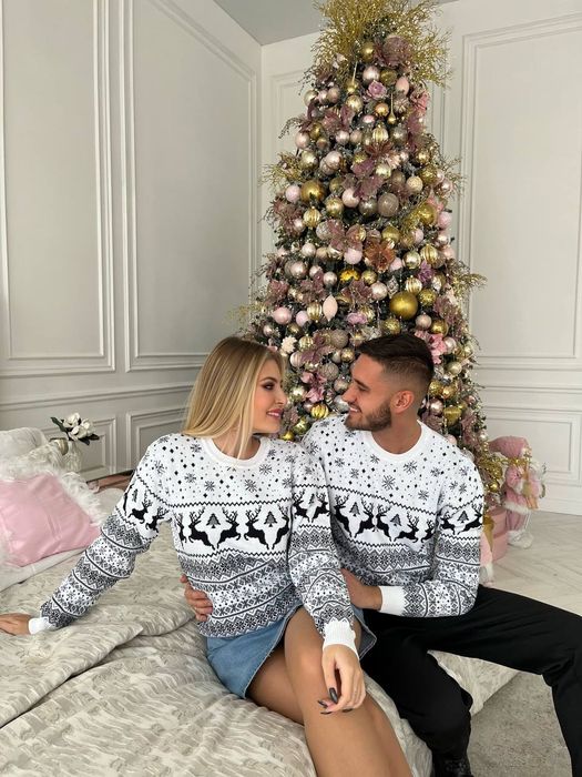 Светр новорічний парний модель "Олені"