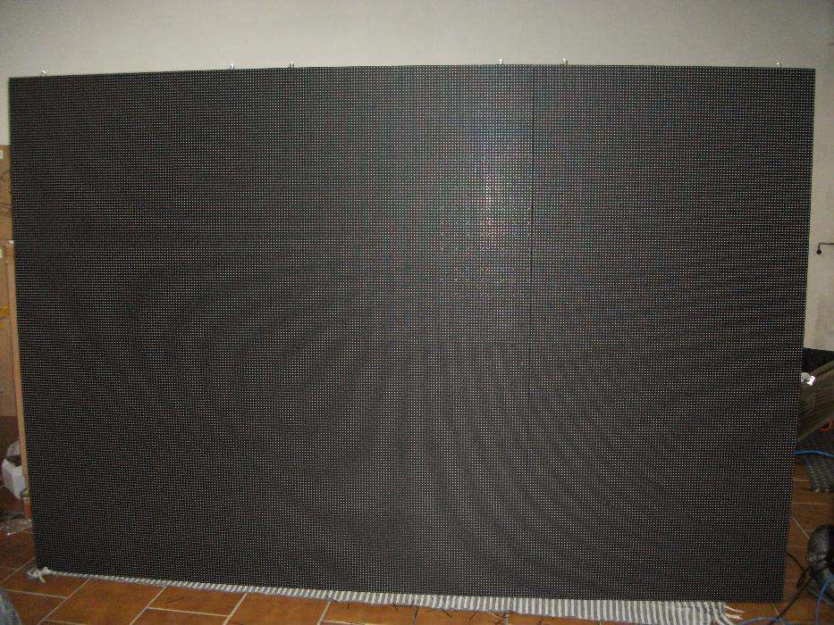 Painel video led p10 3x2m cabine rental com cases e send box no