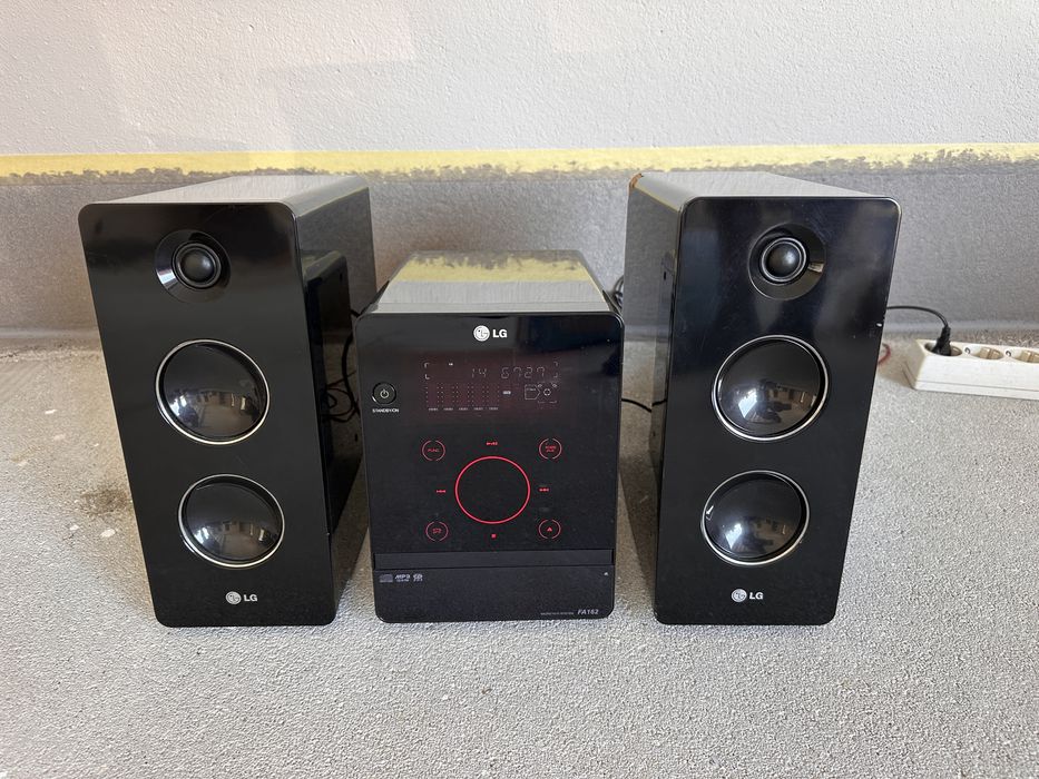 Micro Hi-Fi system LG