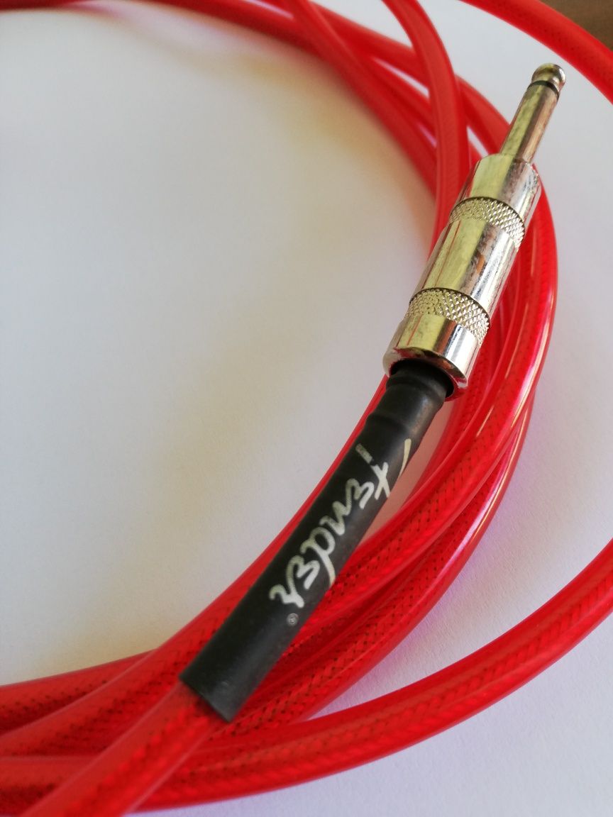Guitarra Dean Playmate (inclui amplificador)