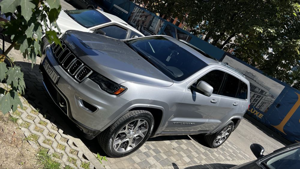 Продам Jeep Grand Cherokee