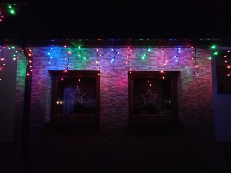 Kurtyna LED multikolor 5 m świąteczna na zewnątrz.