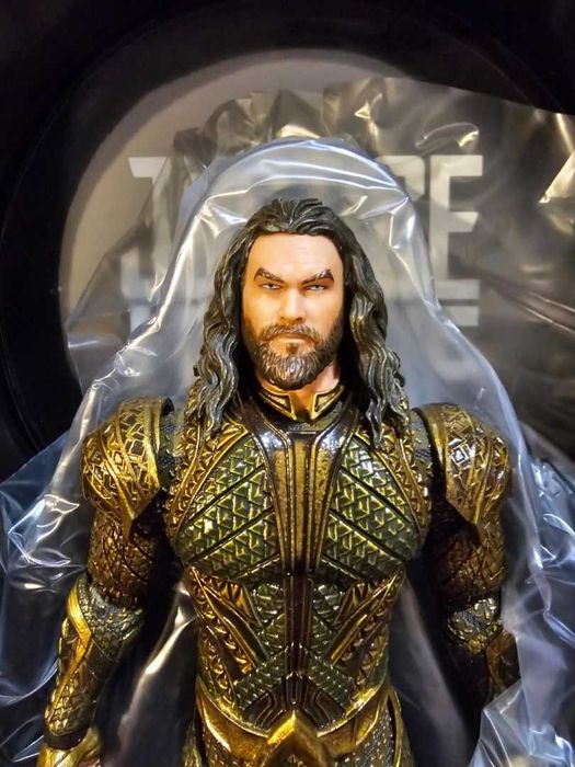 Figura Mezco 1/12 Justice League Aquaman