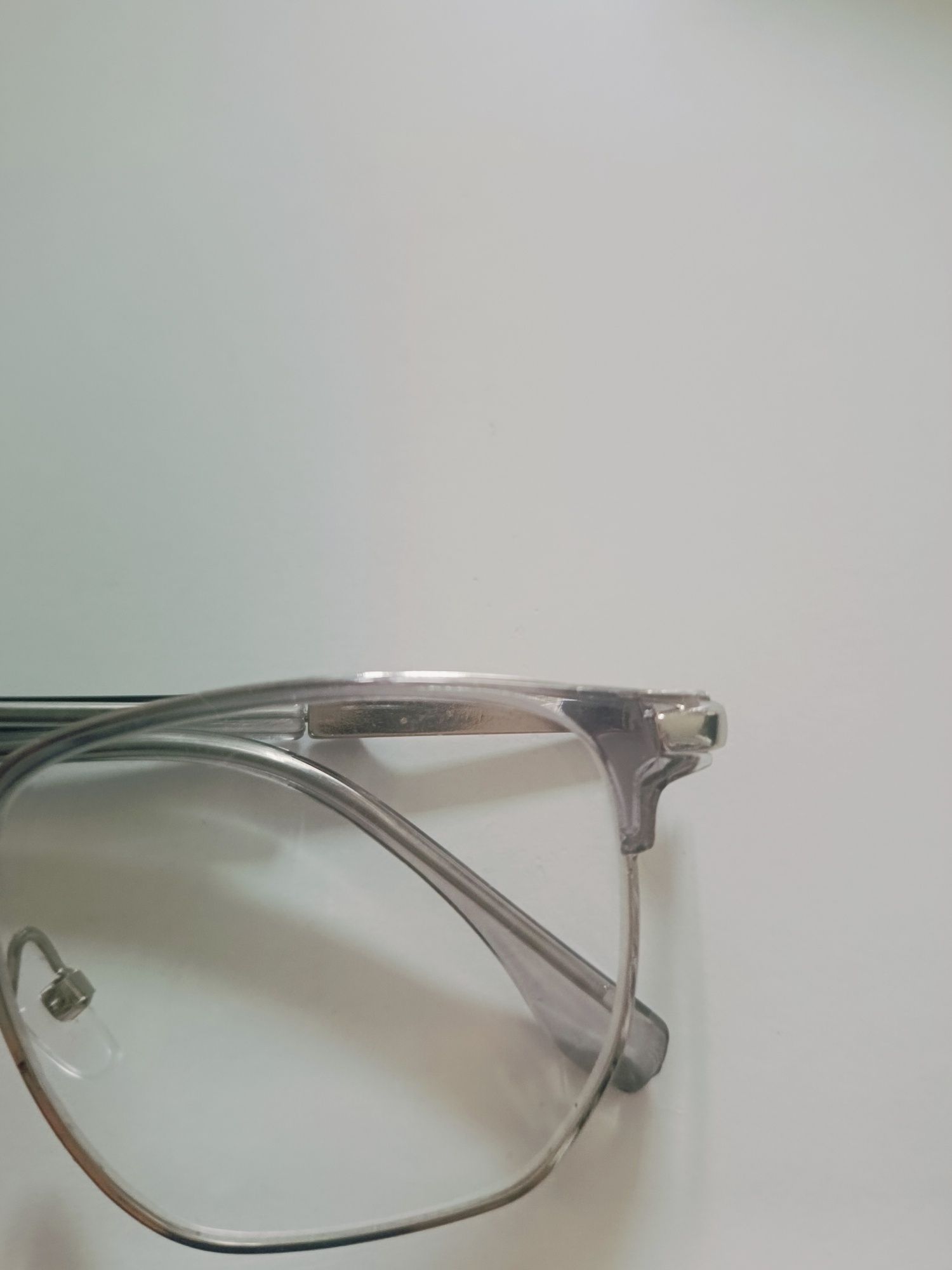 Okulary korekcyjne szare transparentne