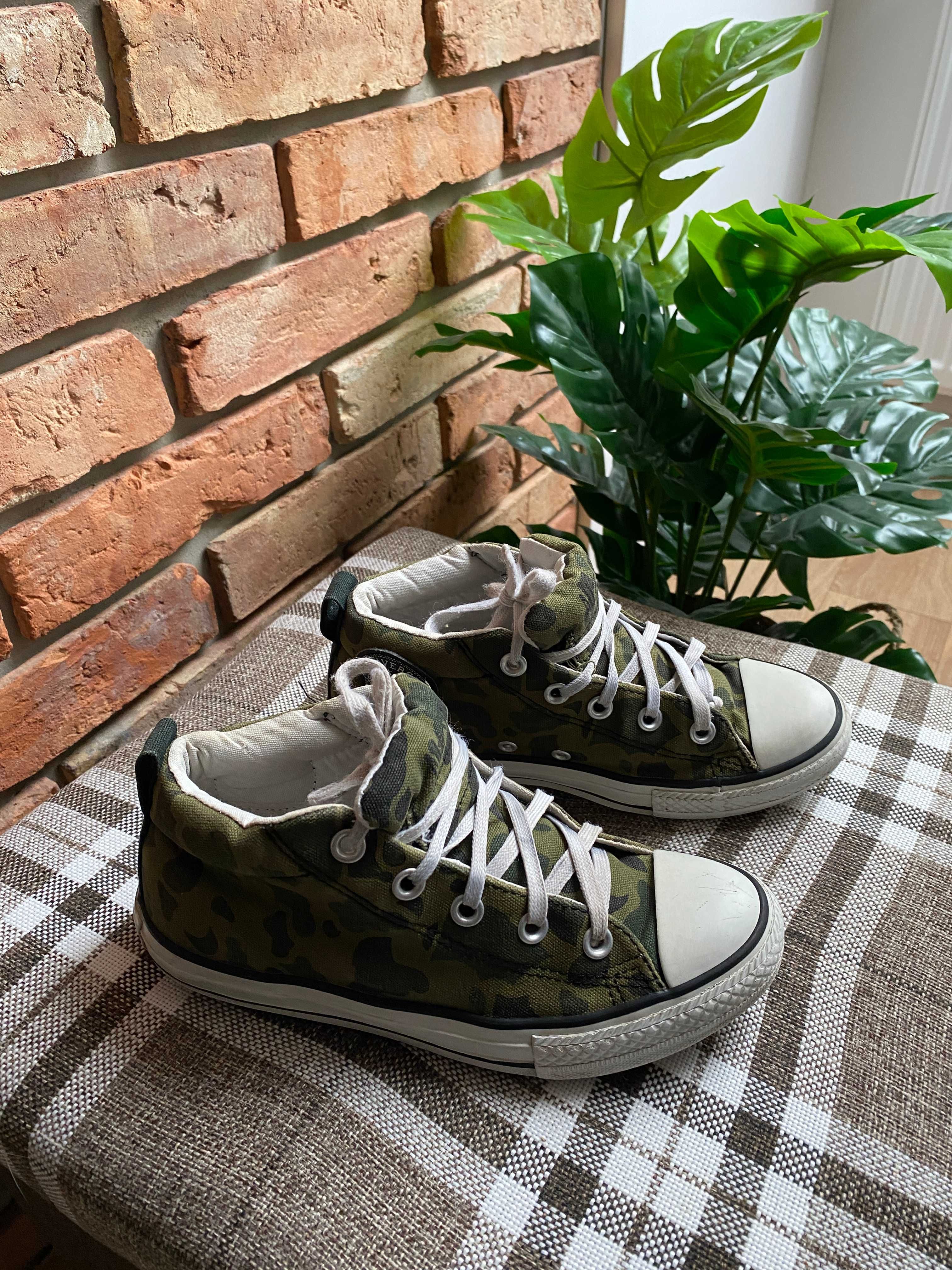 Converse roz. 35