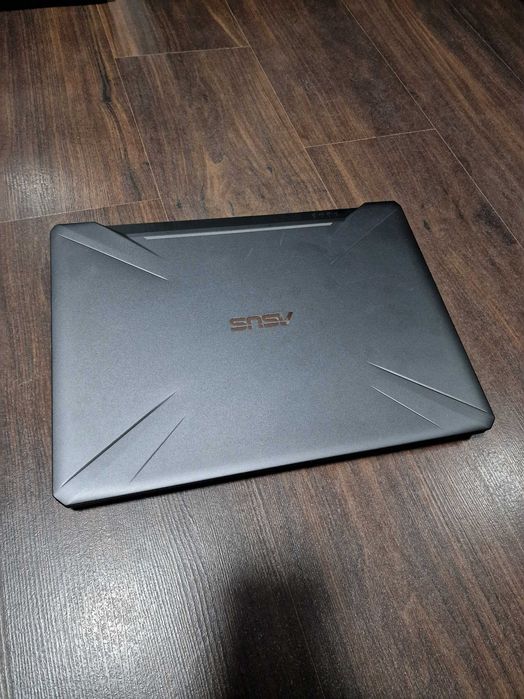 Asus TUF Gaming | Ryzen 7 | GTX 1660 Ti | 16GB RAM | 120Hz | SSD 512