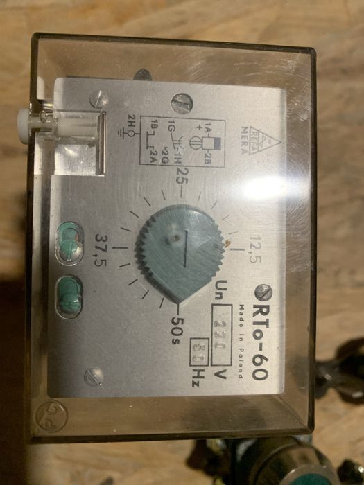 Czesci elektryczne wlaczniki styczniki