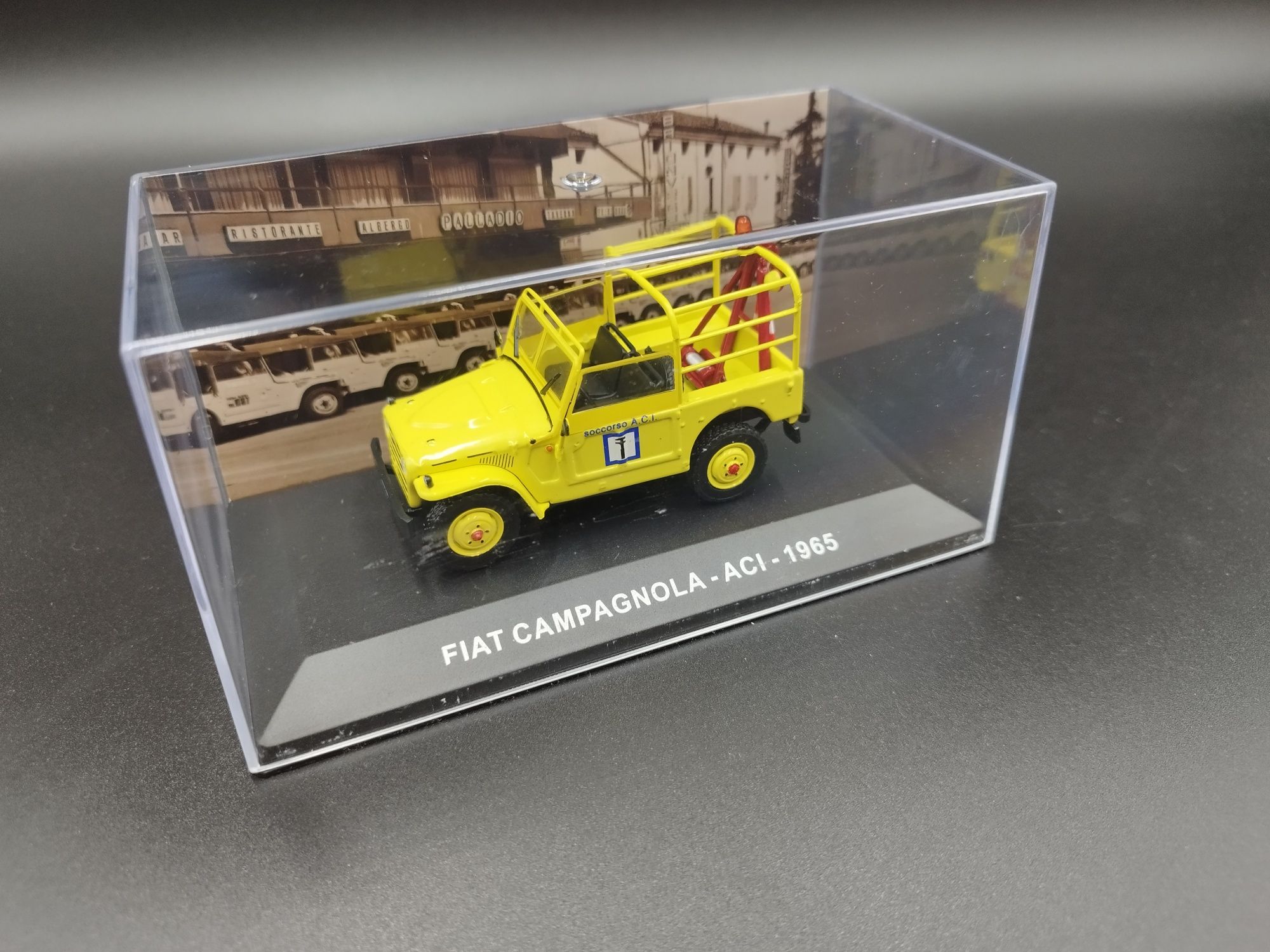 1:43 Altaya Fiat 1965 Campagnola ACI model używany