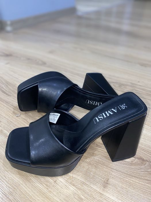 Босоніжки в стилі BRATZ