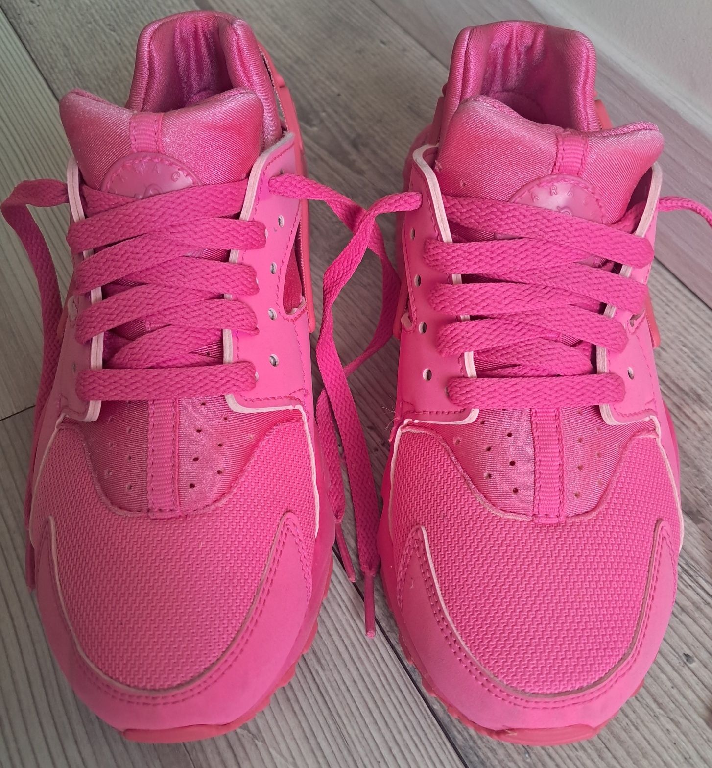 Кросівки NIKE HUARACHE Run Laser 654275-607 (р.36)