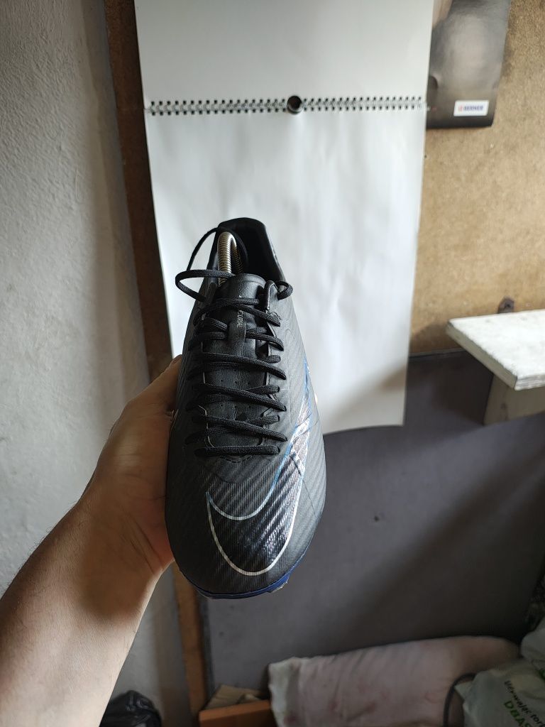 Korki pół profesjonalne Nike Mercurial Air Zoom. Rozmiar 42.5