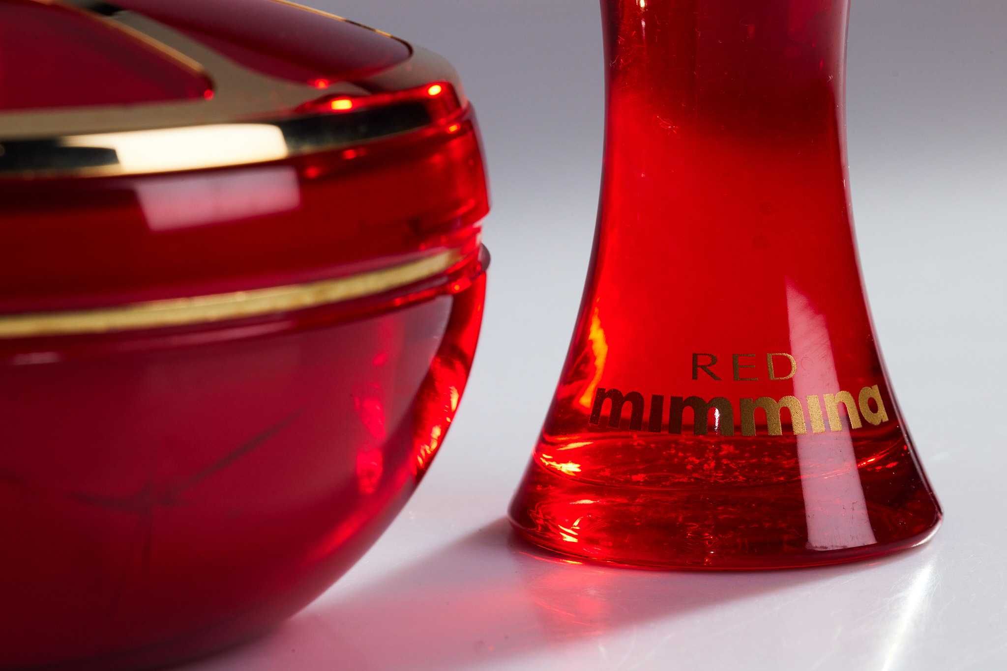 Mimmina Red perfumy pudełka po perfumach kolekcjonerskie