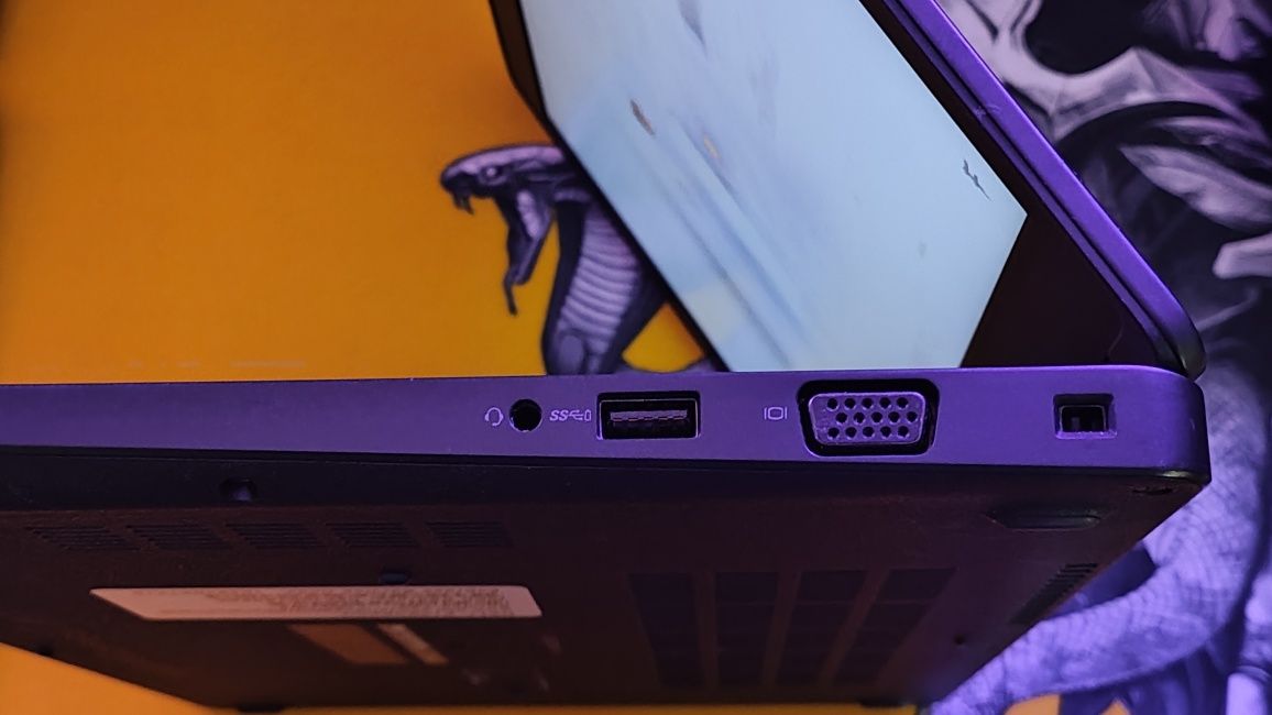Laptop DELL Latitude 5490 14'/HD+/i5-8350U/16GB/512GB/WWAN 4G/LTE