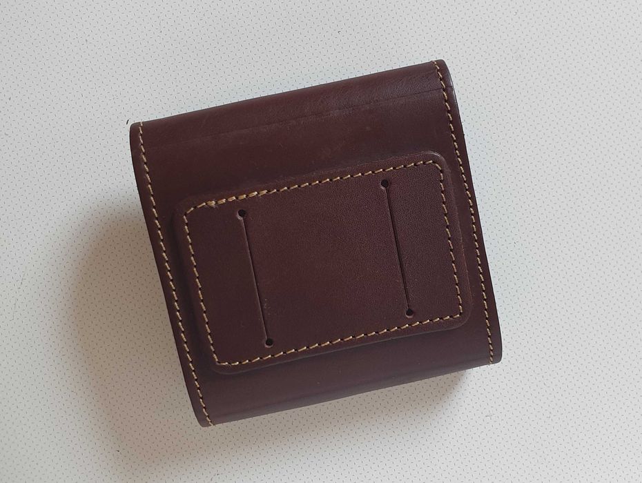 Bolsa Cartucheira vertical para 10 munições de caça grossa, 100% pele