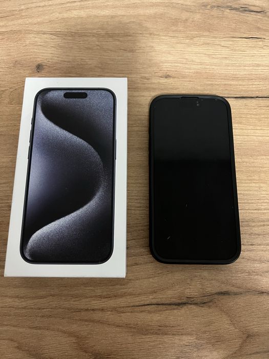 Iphone 15 Pro, bateria 90%, używany od 09.2024