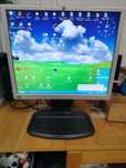 Monitor HP 1940 - 19 cali