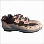 DIADORA Cycling Shoe Womens Size 7 US / 37 EUR Silver & Black