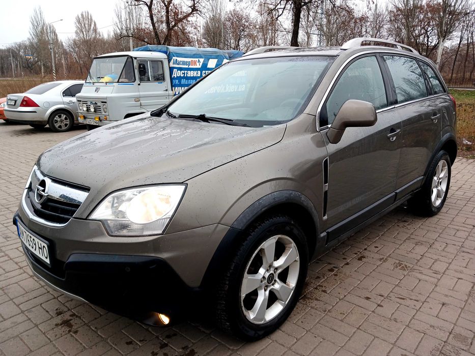 Продаю Opel Antara