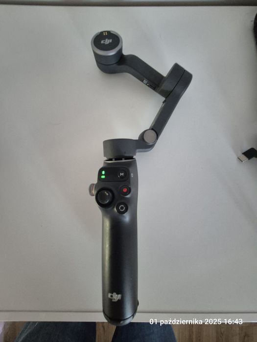 Gimbal dji osmo mobile 7p