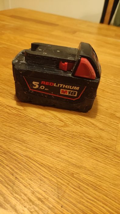 Аккумулятор Milwaukee 5 Ah.