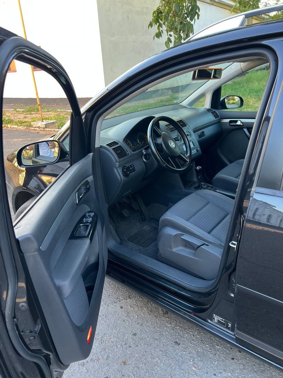 Volkswagen Touran 2003 1.6 mpi