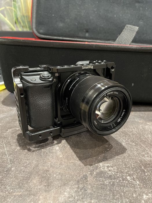 Aparat Kamera Sony a6300 4K + Sony 50mm f1.8 i Sony 16-50 f3.5-5.6