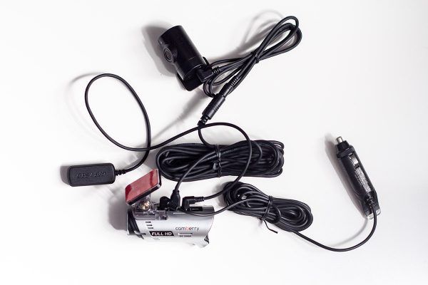 Kamera samochodowa Camberry DC 5000 GPS + tylnia. Nie włącza się!