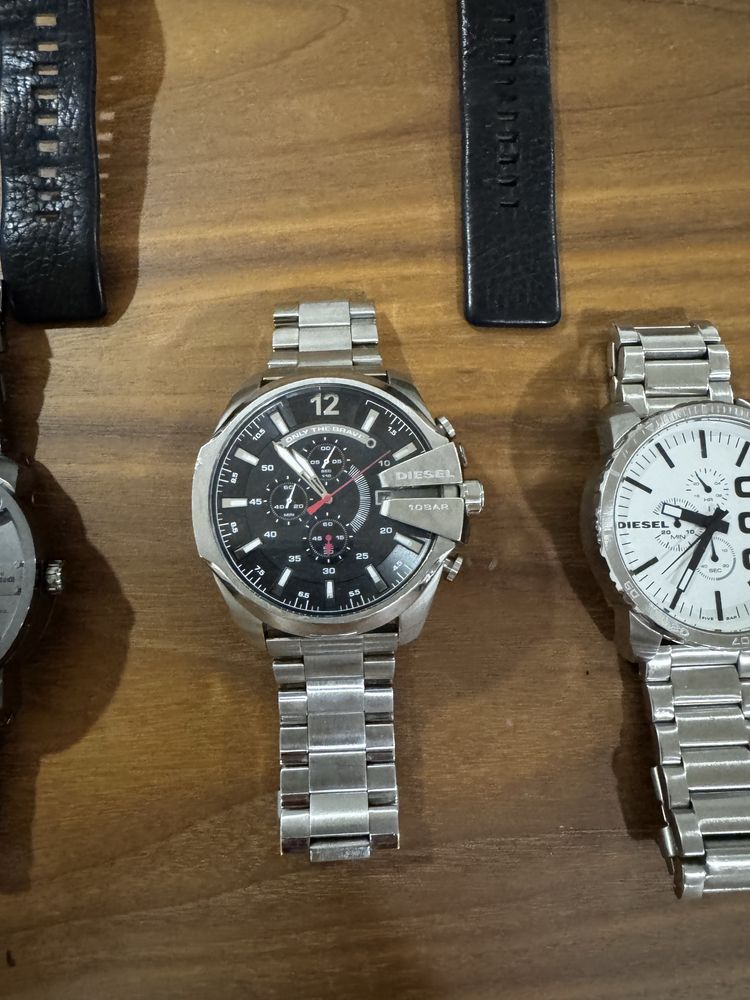 Vendo coleção de relógios originais DIESEL!