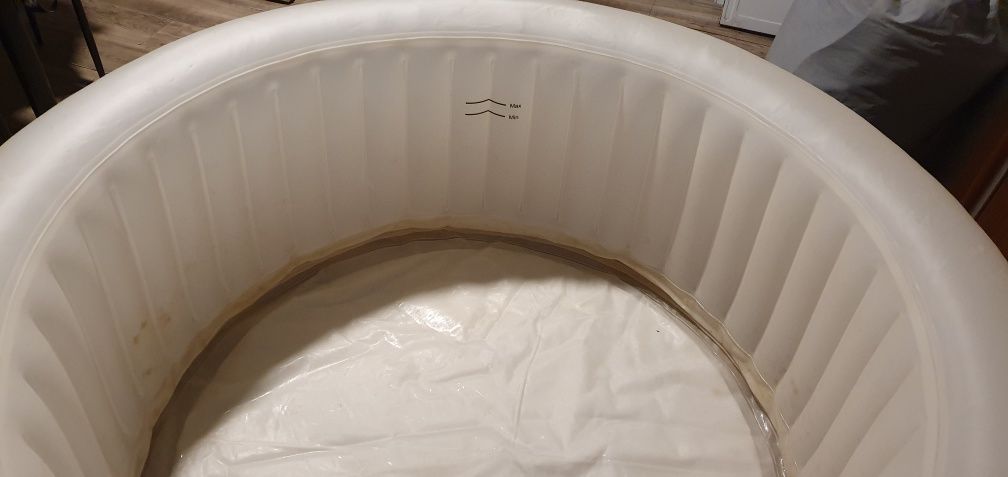 Jacuzzi basen cleverspa waikiki wanna z hydromasażem