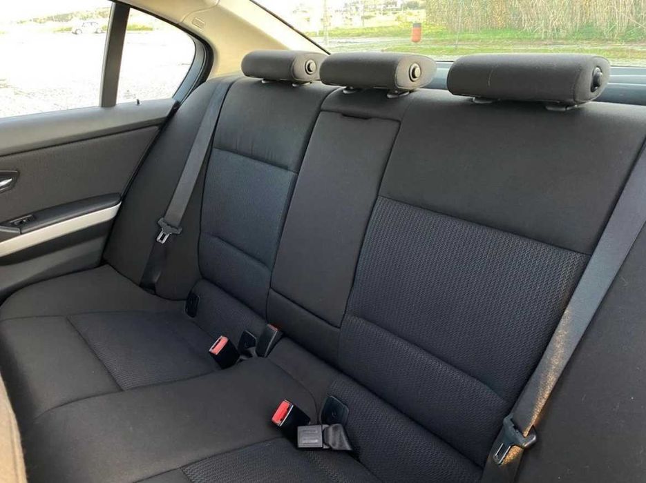 BMW 320i 2.0 170cv Auto.