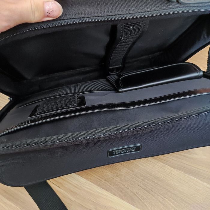 Добротна сумка для ноутбука TRONIC