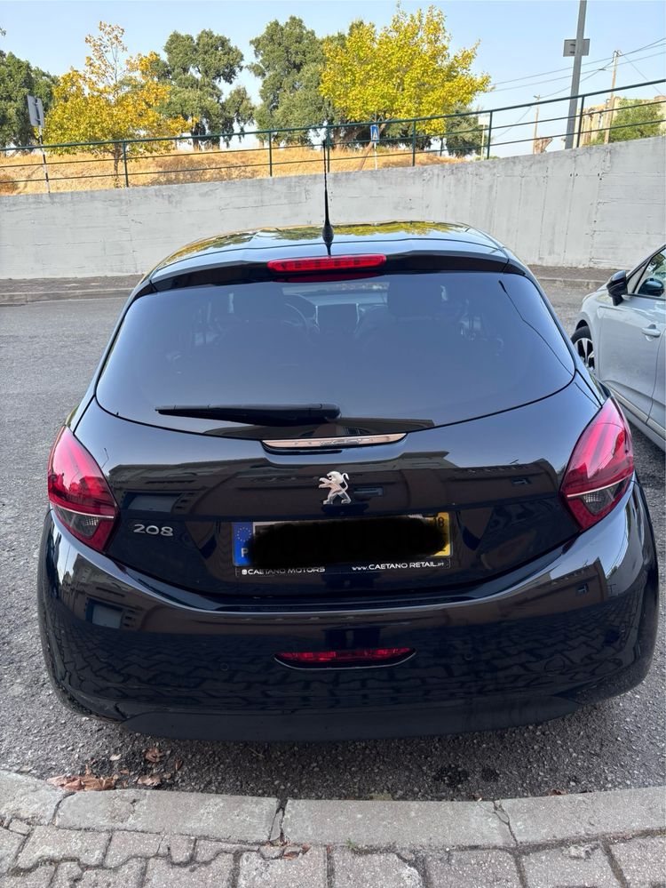 Peugeot 208 BlueHDI 1.5 Signature
