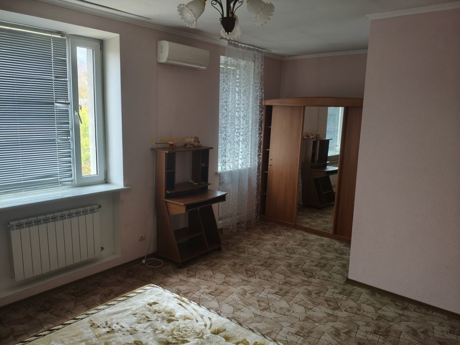 Сдам шикарный дом на левом берегу