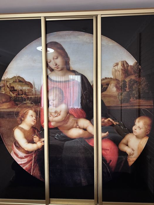 Шафа-купе,окремо стояча,дизайнерська