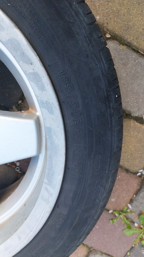 Felgi 15 4x100 z oponami 185/55